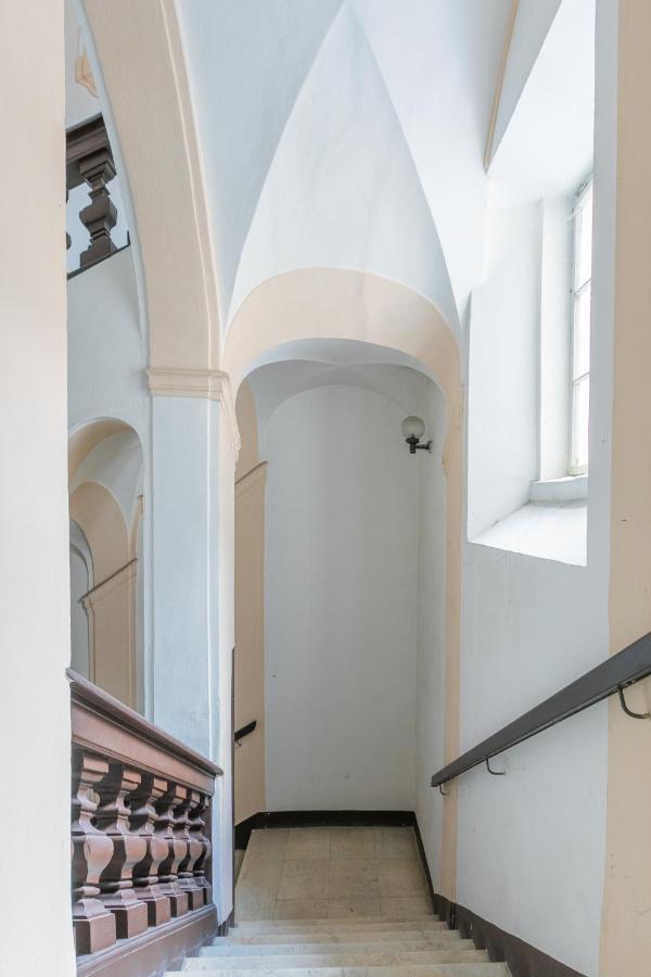 New Stylish 3 Suites Bedrooms Apt In Mala Strana - N2Nd Prague Luaran gambar